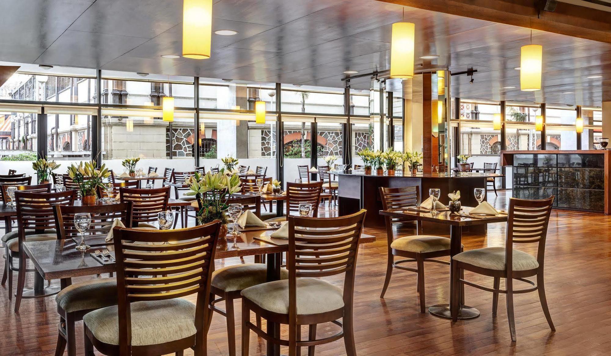 Four Points By Sheraton Montevideo Zewnętrze zdjęcie